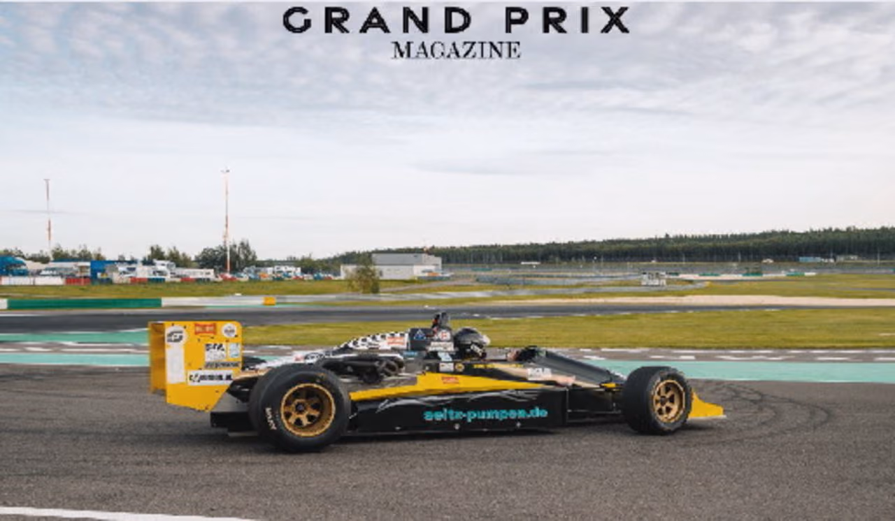 Formelwagen mit Aufschrift seitz-pumpen.de am Lausitzring 2026